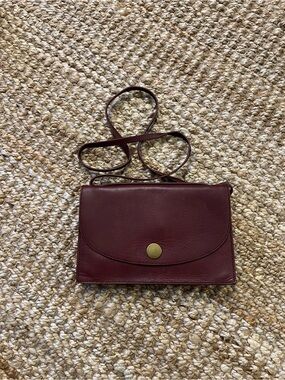 Madewell Leather Burgundy Crossbody Shoulder Bag with Gold Hardware